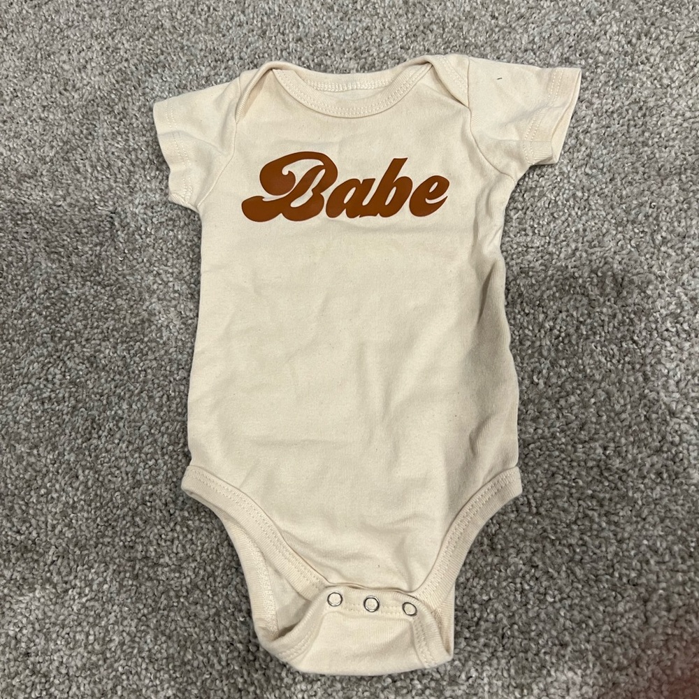 Aspen & Co Newborn Bodysuit